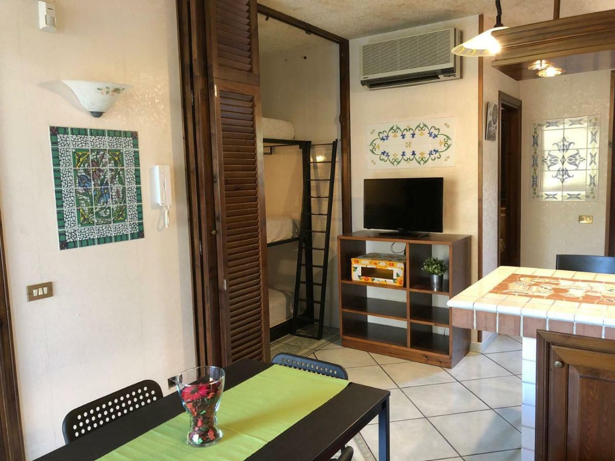 Adele'S Apartment - Mulinia Residence Acireale Dış mekan fotoğraf